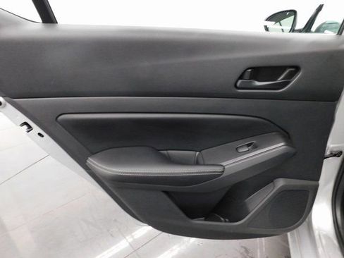 Used 2024 Nissan Altima 2.5 SV image 23