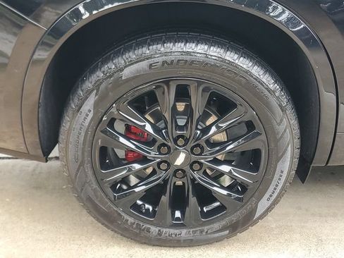 Certified 2023 Cadillac XT6 Sport w/ LPO, ONYX Package AWD/4WD image 7