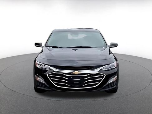 Used 2024 Chevrolet Malibu LT image 3