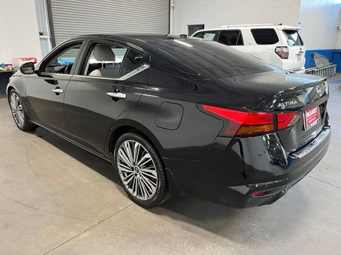 Used 2023 Nissan Altima 2.5 SL FWD image 5