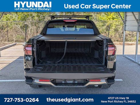 Used 2024 Hyundai Santa Cruz Limited image 12