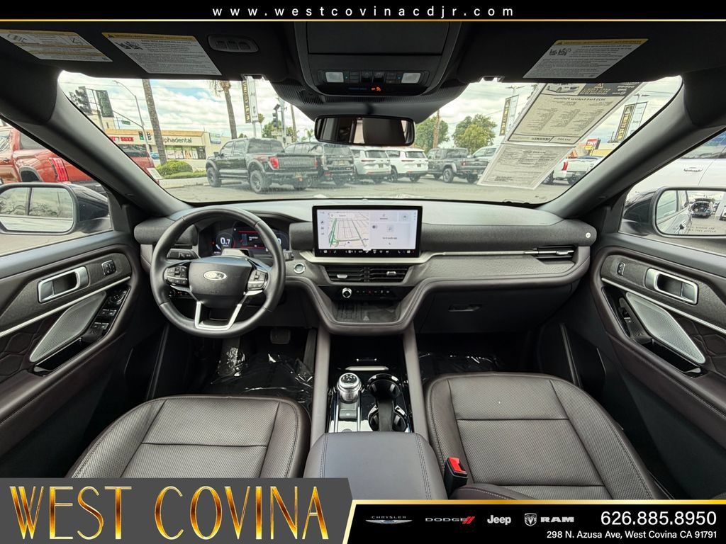Used 2025 Ford Explorer Platinum w/ LUX Leather Package AWD/4WD image 39