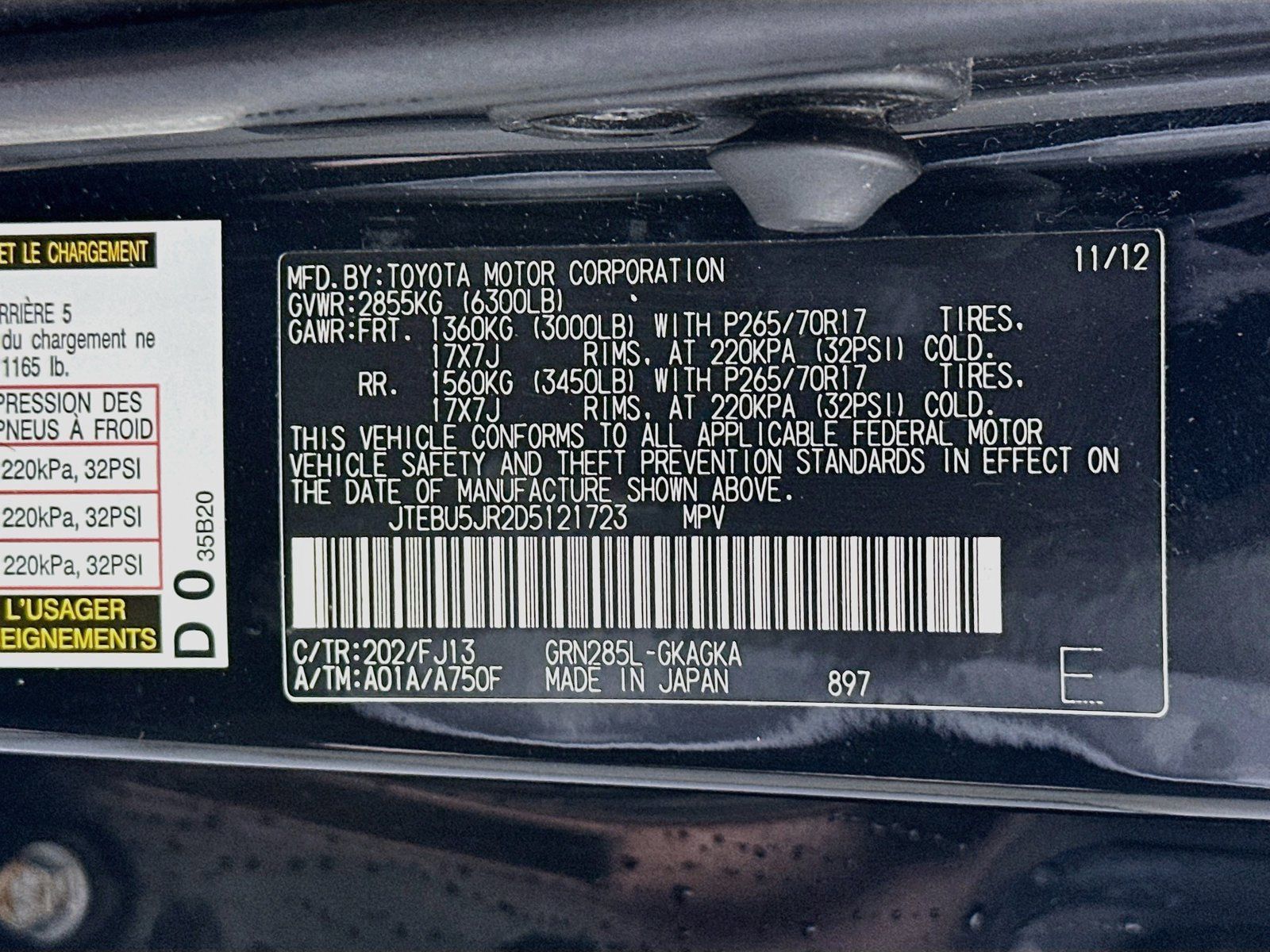 Used 2013 Toyota 4Runner SR5 AWD/4WD image 30