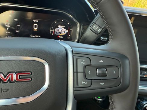 New 2026 GMC Sierra 2500 SLT w/ Max Trailering Package image 29