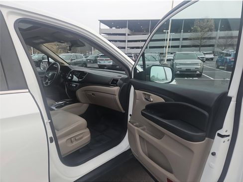 Used 2021 Honda Pilot EX-L image 27