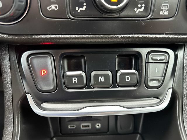Used 2019 GMC Terrain Denali w/ Driver Alert Package II AWD/4WD image 16