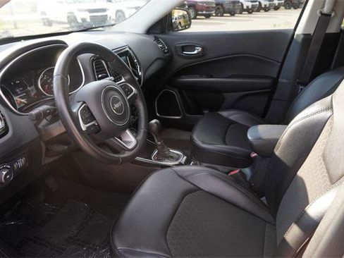 Certified 2020 Jeep Compass Latitude image 18