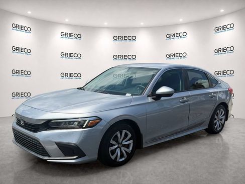 Used 2024 Honda Civic LX image 3