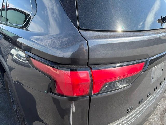 Used 2026 Toyota Sequoia Limited w/ Tow Technology Package AWD/4WD image 26