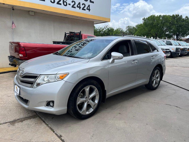 Used 2014 Toyota Venza LE FWD image 3