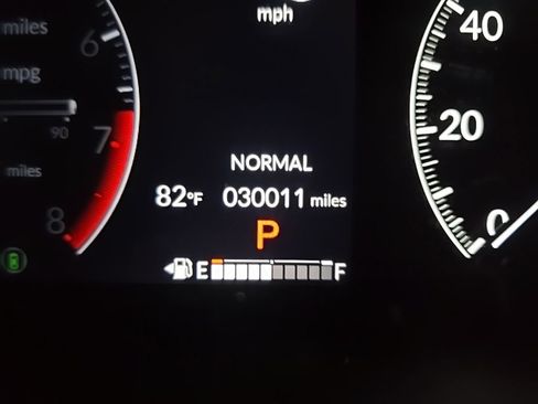 Used 2024 Honda HR-V EX-L image 23