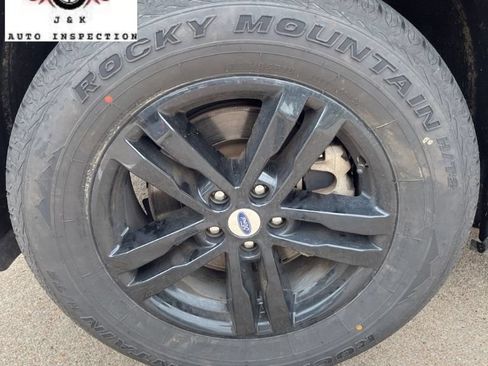 Used 2020 Ford Explorer XLT AWD/4WD image 10