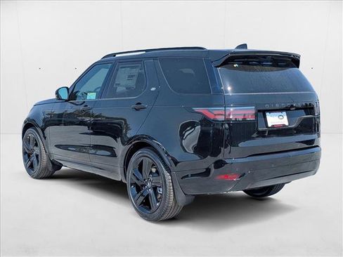 New 2025 Land Rover Discovery Dynamic SE image 9