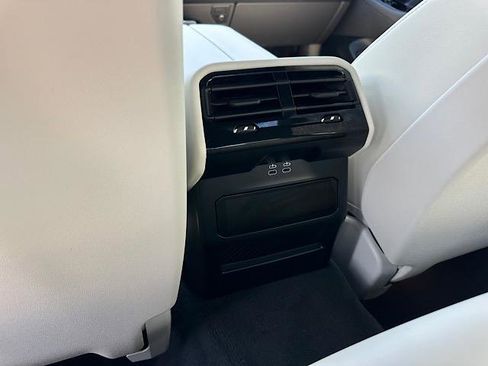 Certified 2026 BMW 530i xDrive w/ M Sport Package AWD/4WD image 20