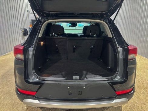 Used 2024 Chevrolet TrailBlazer LT w/ Driver Confidence Package image 5