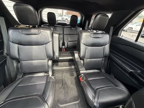 Used 2023 Ford Explorer ST w/ Technology Package AWD/4WD image 57