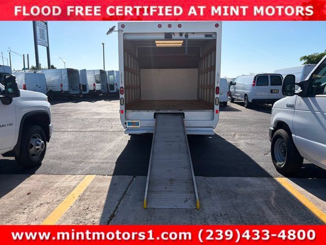 Used 2019 Ford E-350 and Econoline 350 Super Duty RWD image 23