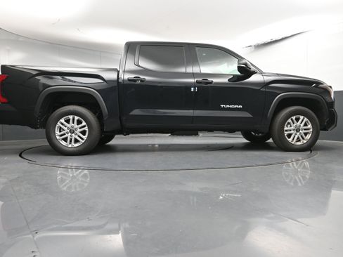 Used 2025 Toyota Tundra SR5 w/ SR5 Convenience Package image 26