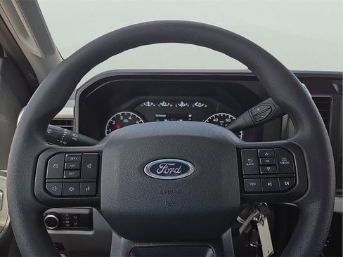New 2025 Ford F250 XL w/ 360-Degree Camera Package image 19