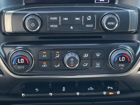 Used 2018 Chevrolet Silverado 1500 LT w/ All Star Edition AWD/4WD image 21