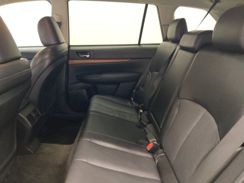 Used 2014 Subaru Outback 2.5i Limited w/ Moonroof Package AWD/4WD image 18