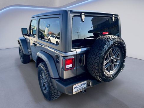 Used 2025 Jeep Wrangler Sport AWD/4WD image 2