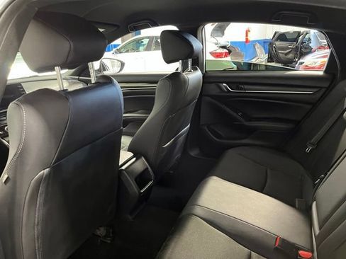 Used 2020 Honda Accord Sport image 17