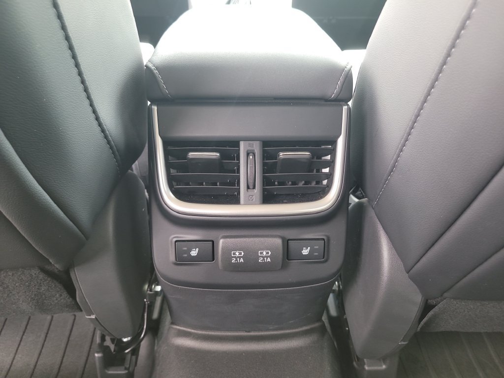 Used 2021 Subaru Outback Limited AWD/4WD image 14