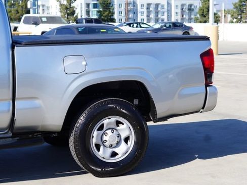 Used 2023 Toyota Tacoma SR w/ SR Convenience Package RWD image 11