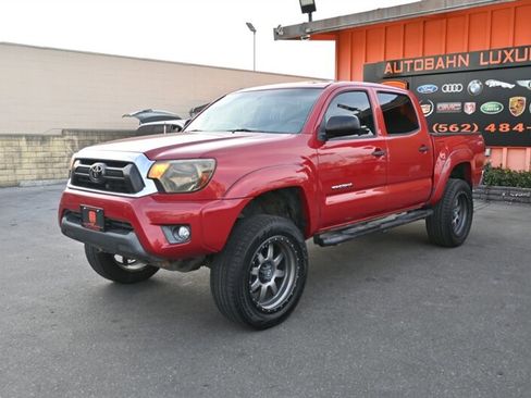 Used 2013 Toyota Tacoma 4x4 Double Cab w/ SR5 Pkg image 6