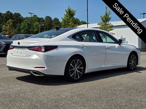 Certified 2023 Lexus ES 350 w/ Premium Package FWD image 5