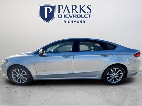 Used 2017 Ford Fusion S image 4