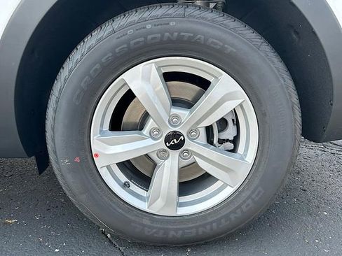 New 2025 Kia Sorento LX image 25