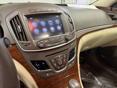 Used 2017 Buick Regal Premium w/ Driver Confidence Package #1 image 16