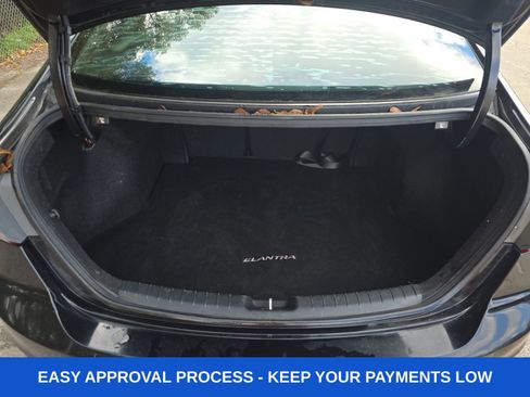 Used 2017 Hyundai Elantra Value Edition FWD image 16