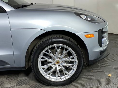 Used 2020 Porsche Macan image 11