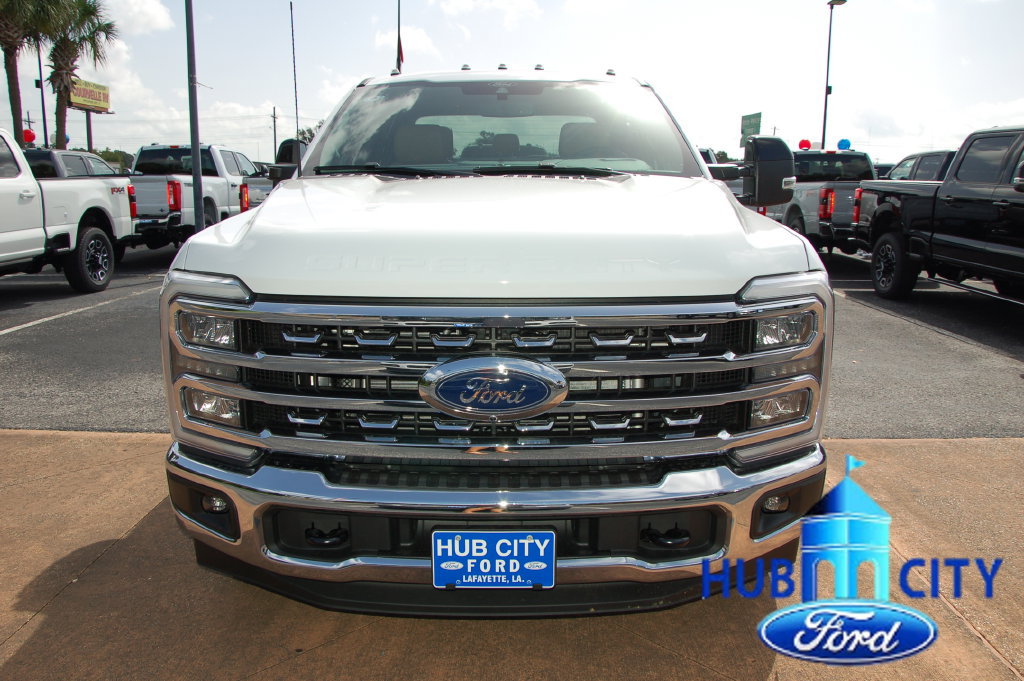 New 2026 Ford F350 Lariat w/ Camper Package RWD image 8