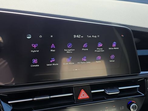 New 2026 Kia Niro EX FWD image 22