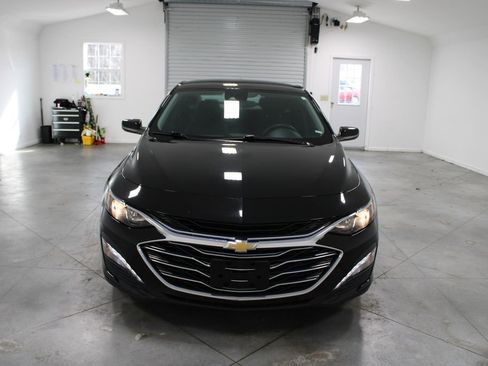 Used 2024 Chevrolet Malibu LT image 3
