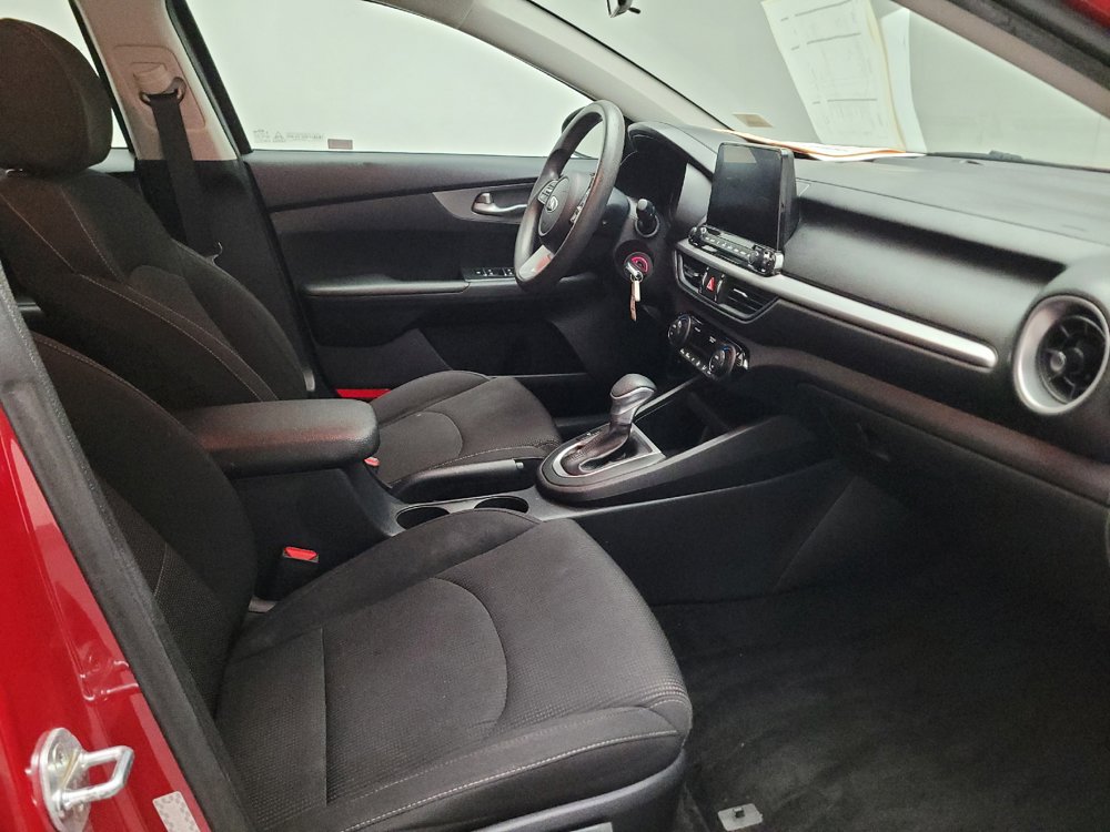 Used 2019 Kia Forte LXS FWD image 21