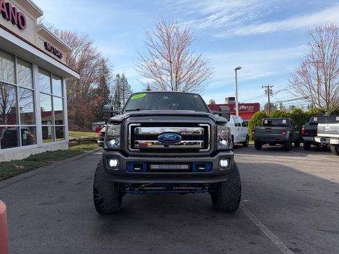 Used 2013 Ford F250 Lariat w/ Lariat Ultimate Pkg image 3