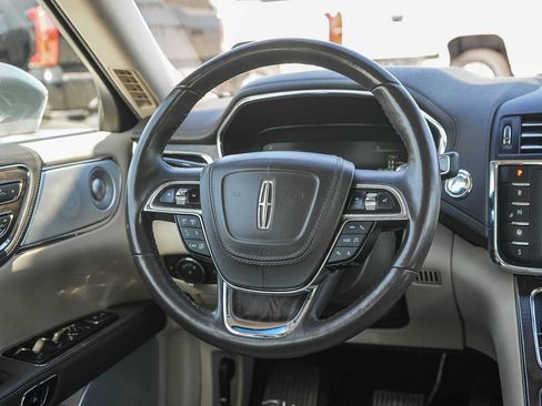 Used 2020 Lincoln Continental Reserve w/ Luxury Package AWD/4WD image 16