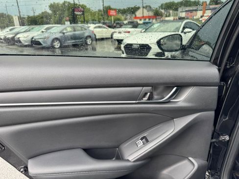 Used 2021 Honda Accord Sport Special Edition image 24
