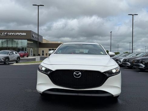 Used 2023 MAZDA MAZDA3 s FWD image 2