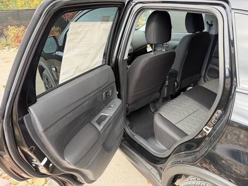 New 2025 Mitsubishi Outlander Sport 2.0 image 17