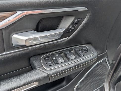 Used 2020 RAM 1500 Laramie image 25