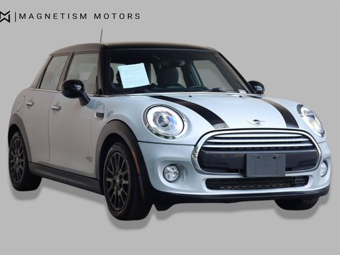 Used 2015 MINI Cooper 4-Door Hardtop FWD image 5