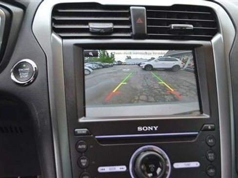 Used 2016 Ford Fusion Titanium FWD image 16
