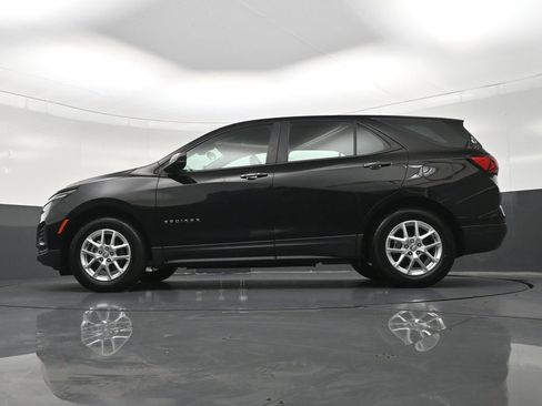 Used 2024 Chevrolet Equinox LS FWD image 25