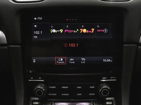 Used 2019 Porsche 718 Cayman image 23